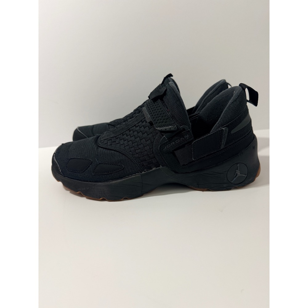 Jordan Trunner LX Mens 11 Black Good 897992-021 Woven Training Shoes